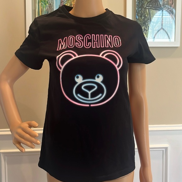 Moschino Other - Moschino tee